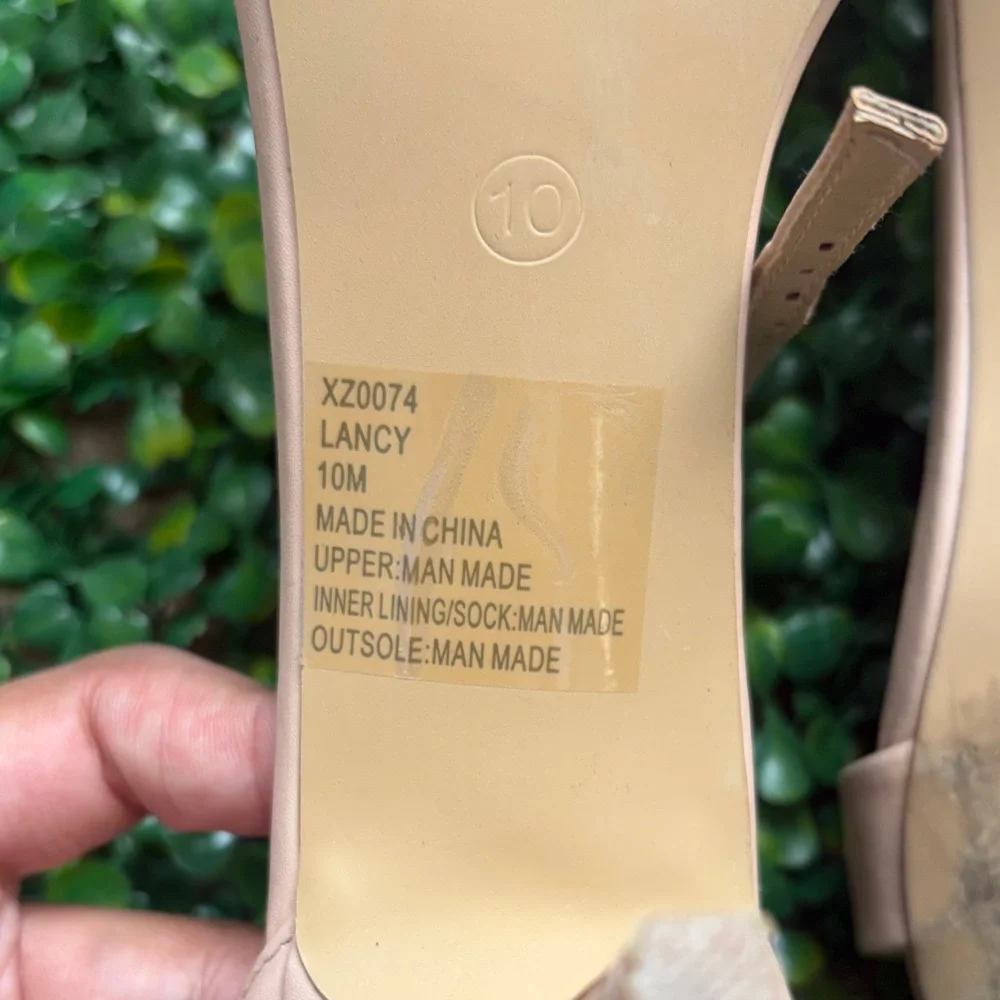 Heels - Picture 5 of 5